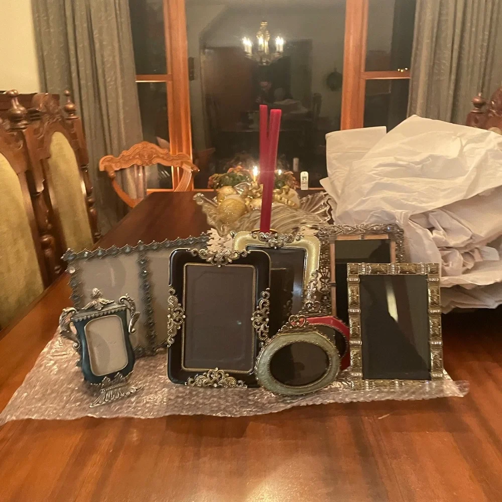 1pcs Vintage Silver Metalwork Metallic Crystals Picture Frame